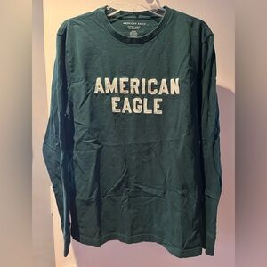 American Eagle Outfitters Forest Green Long Sleeve Tee